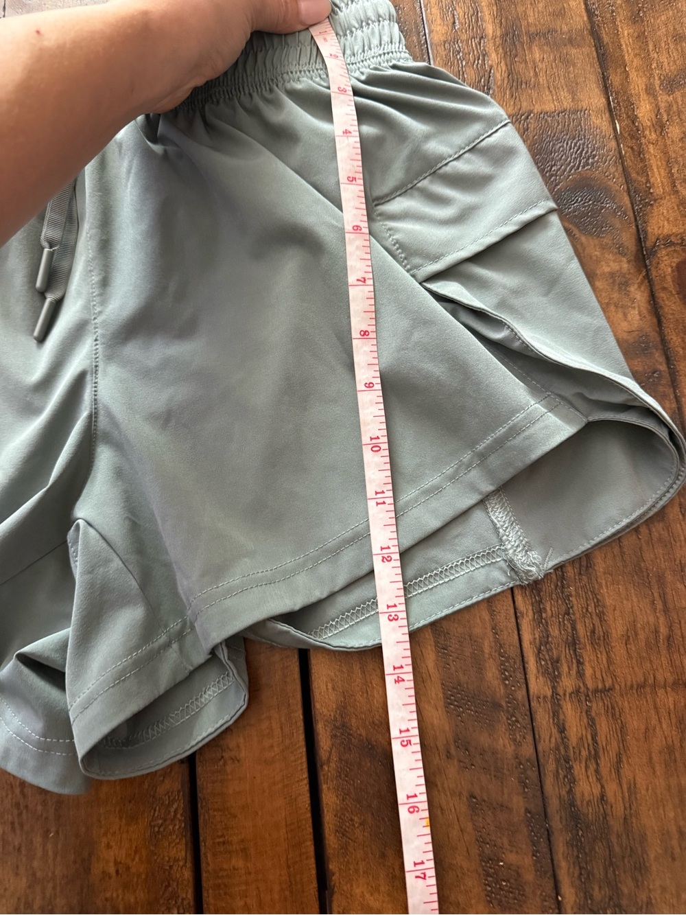 Sz S (4-6) Womens Light Sage Hiking Cargo Shorts - Picture 5 of 6